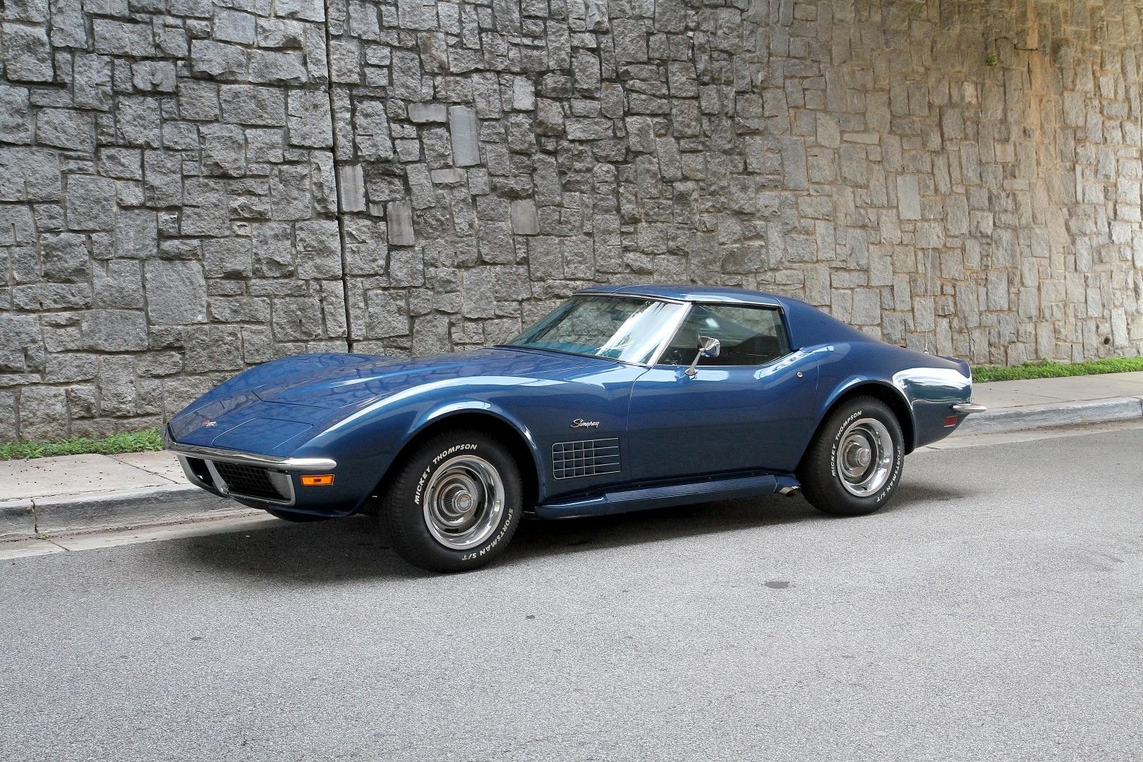 1971-chevrolet-corvette-zwzr2d5c